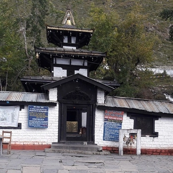 Muktinath Temple: Guide to Nepal's Shrine of Two Faiths