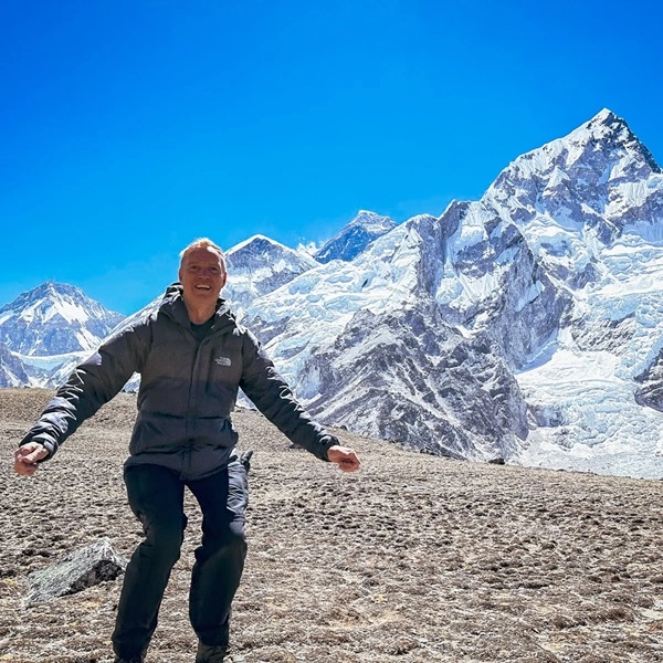 Everest Helicopter Tour Guide