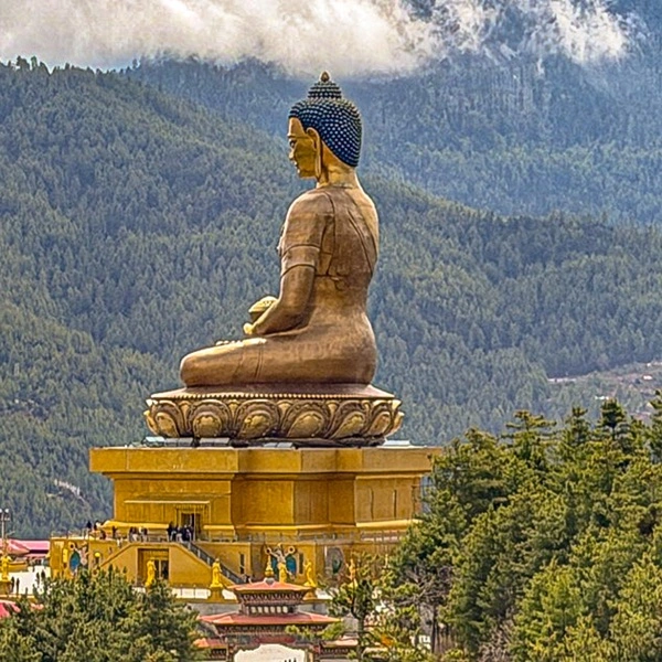 Luxury Bhutan Itinerary: How to Sequence the Valleys