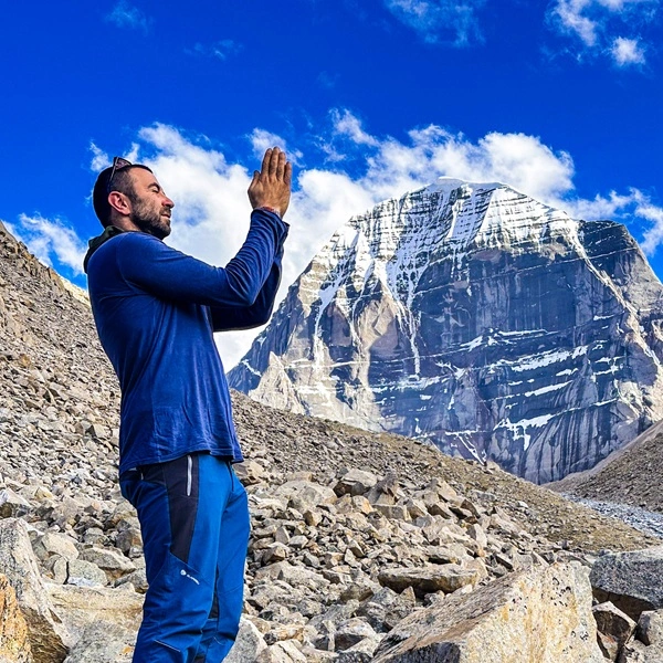 Charan Sparsh Kailash