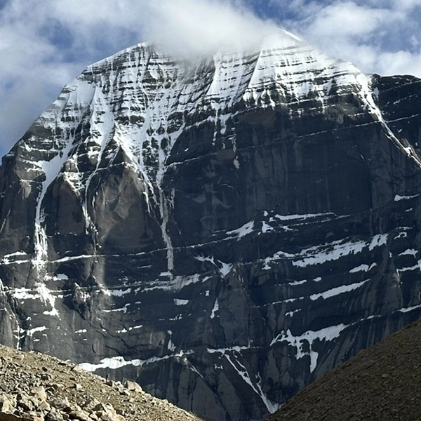 Kailash Yatra by Helicopter: The Hilsa Route Guide