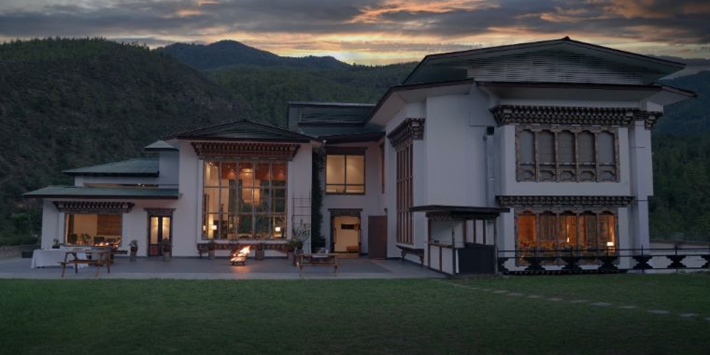 The Postcard Dewa, Thimphu